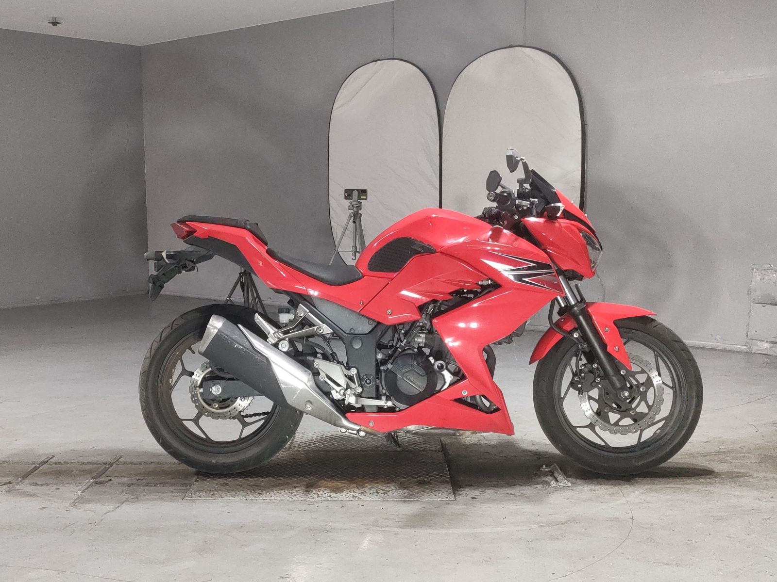 Kawasaki Z250