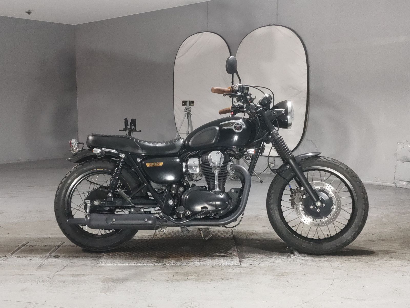 Kawasaki W800