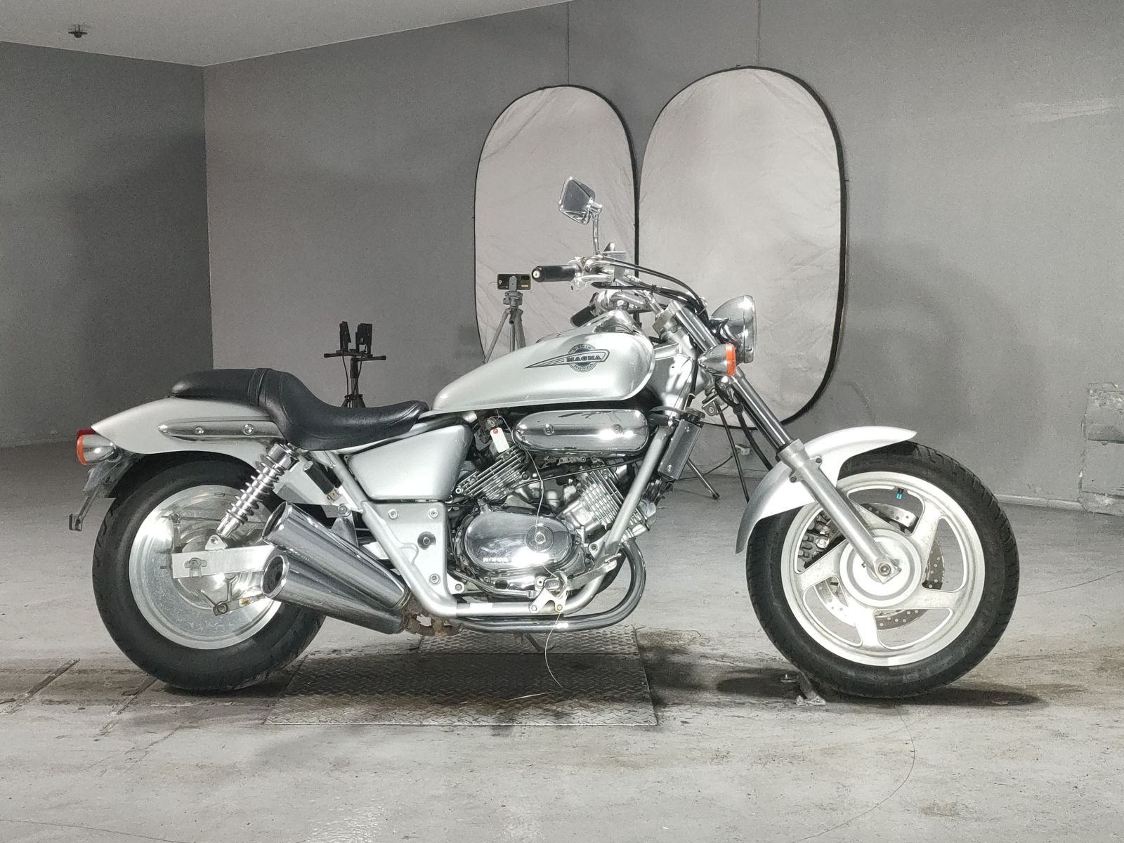 Honda MAGNA 250