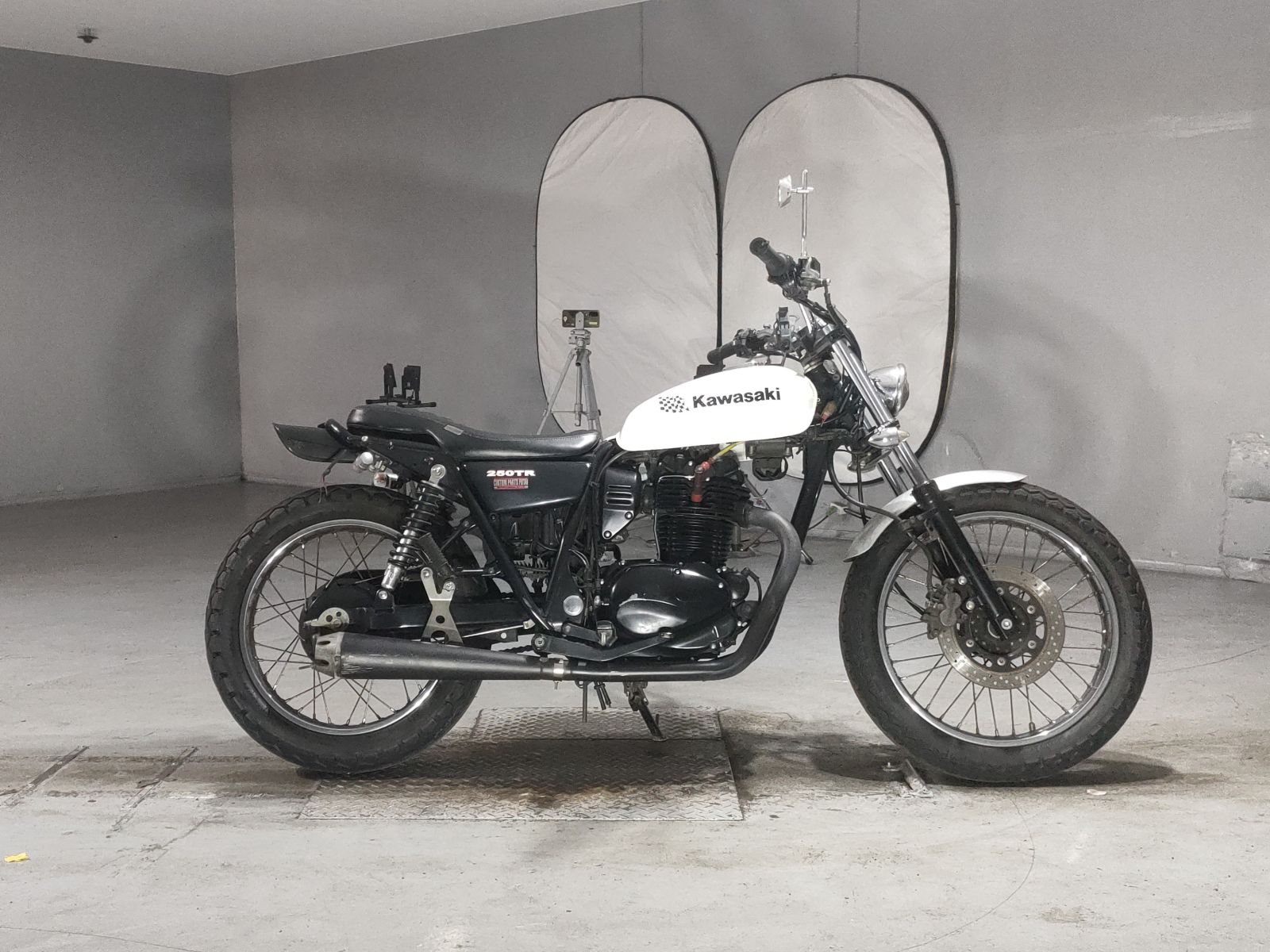 Kawasaki 250TR
