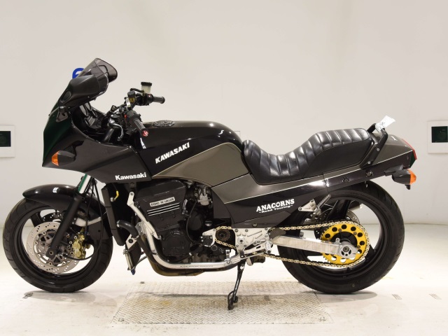 Kawasaki GPZ900R