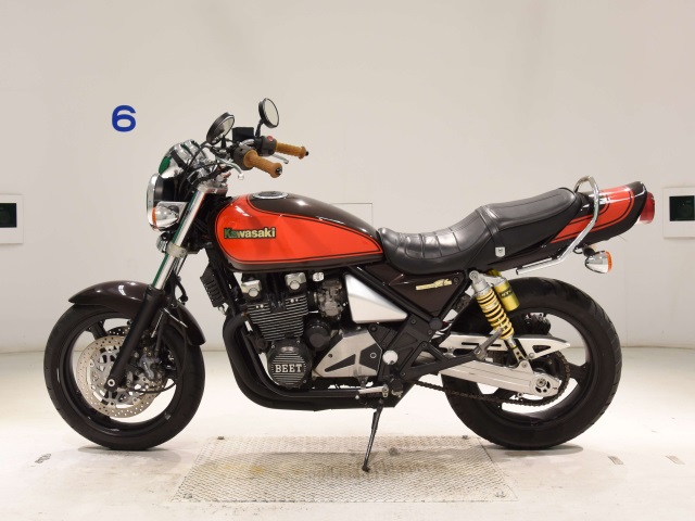 Kawasaki ZEPHYR400K