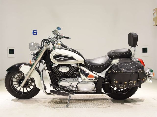 Suzuki INTRUDER 400 CLASSIC
