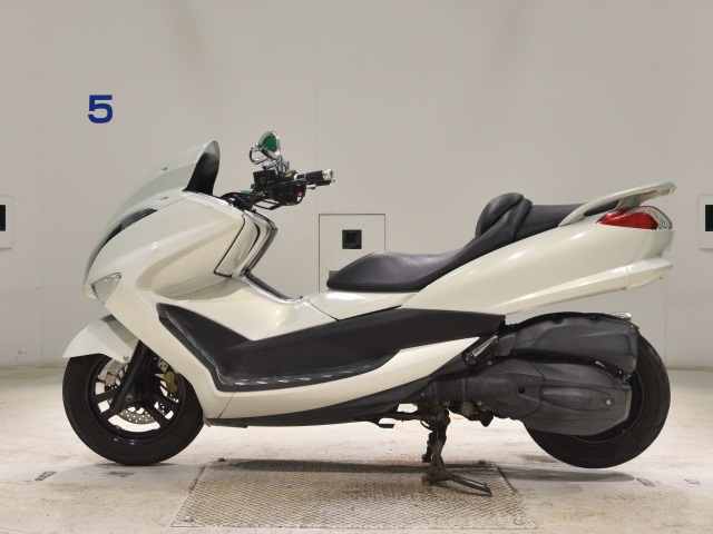 Yamaha MAJESTY 250-4
