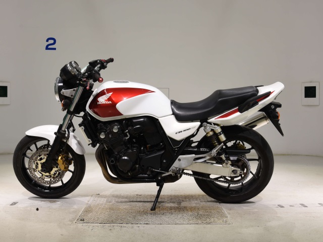 Honda CB400SFV-4