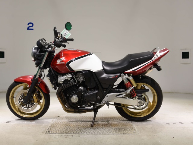 Honda CB400SFV-3