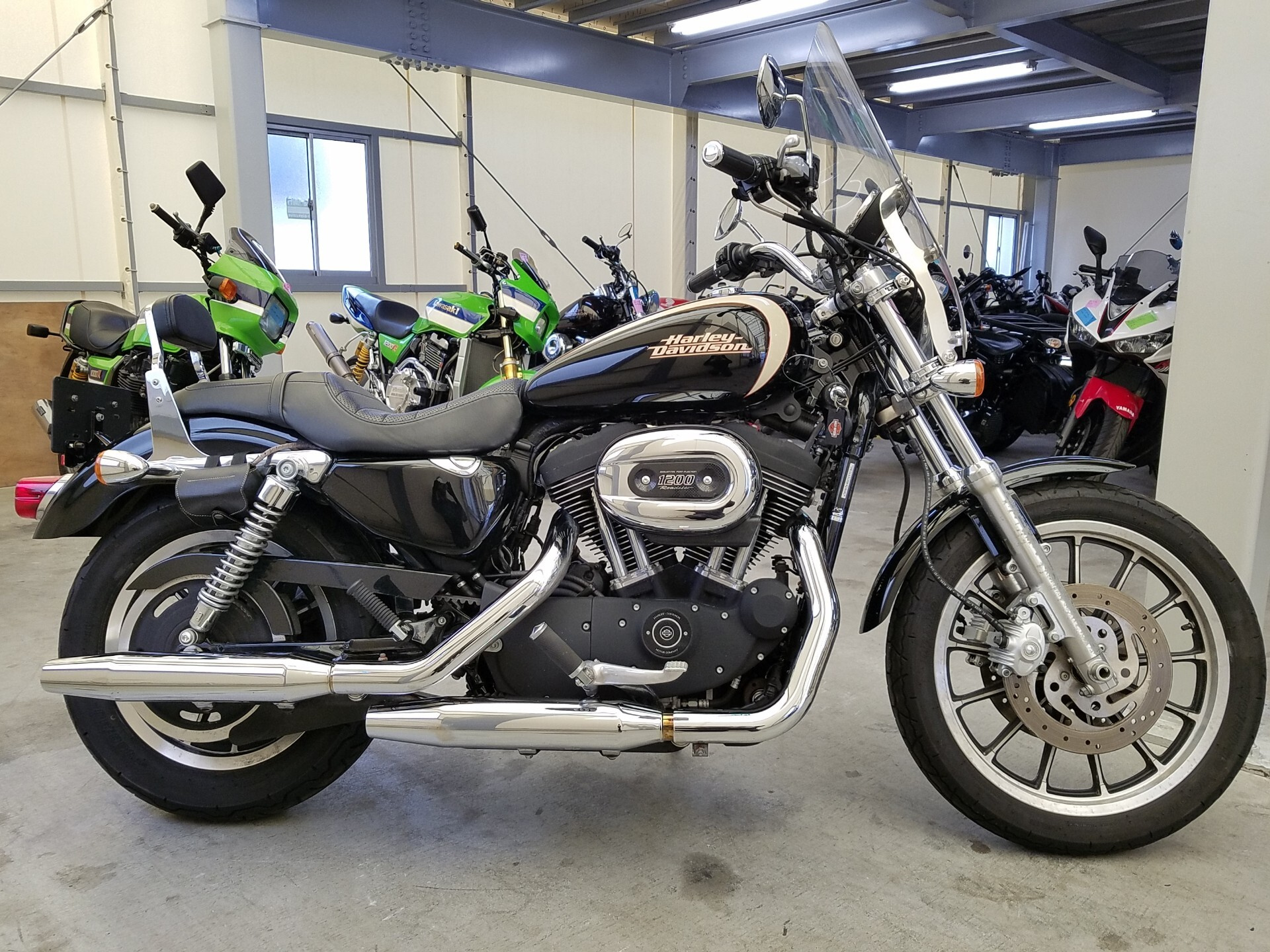 Harley-Davidson Sportster 1200 Roadster XL1200R