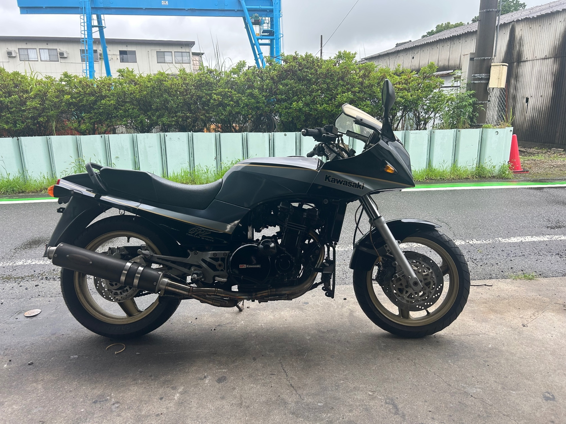 Kawasaki GPZ900R