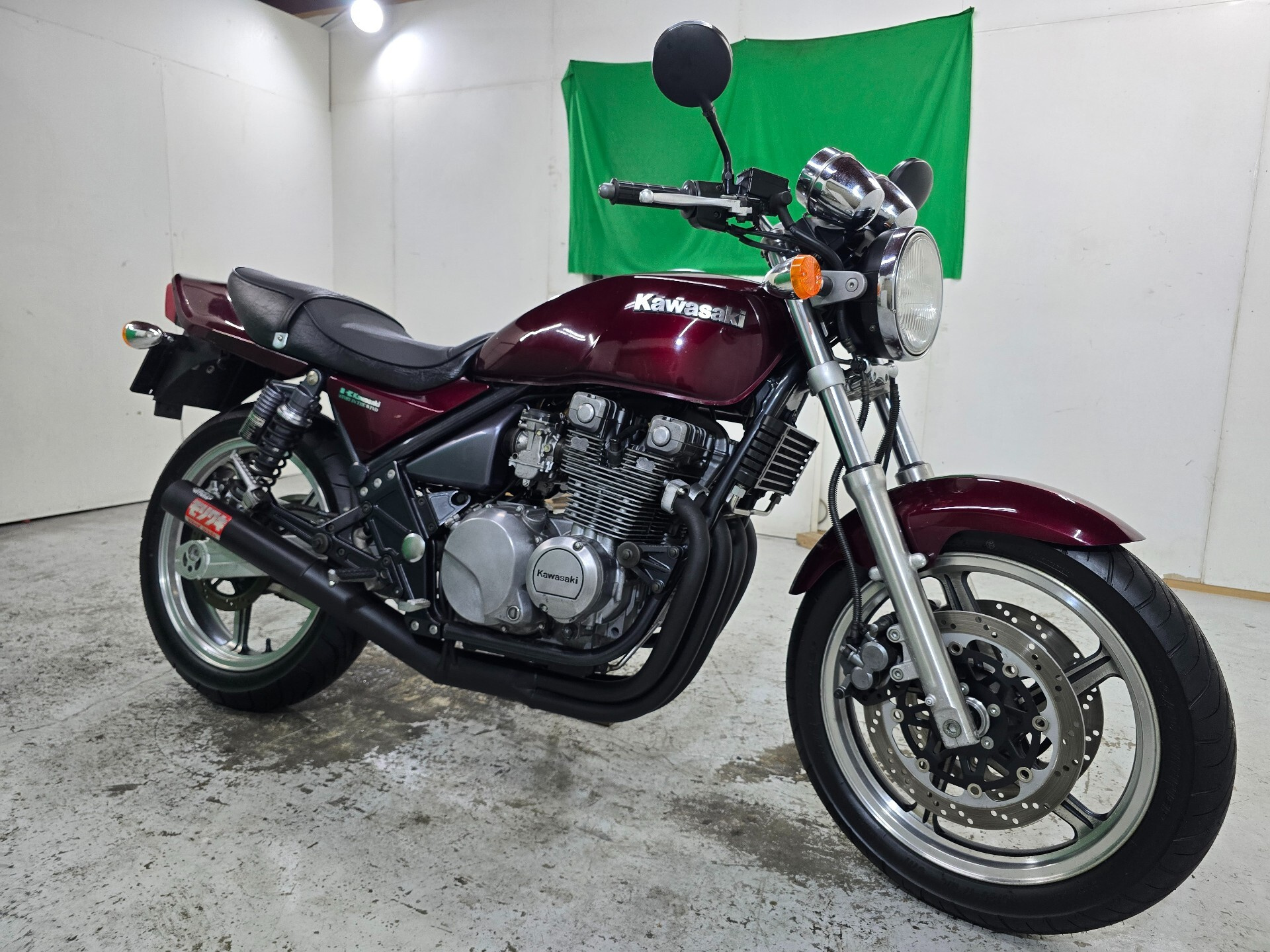 Kawasaki ZEPHYR400