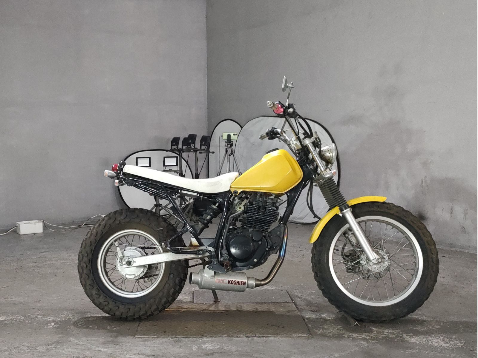 Yamaha TW225
