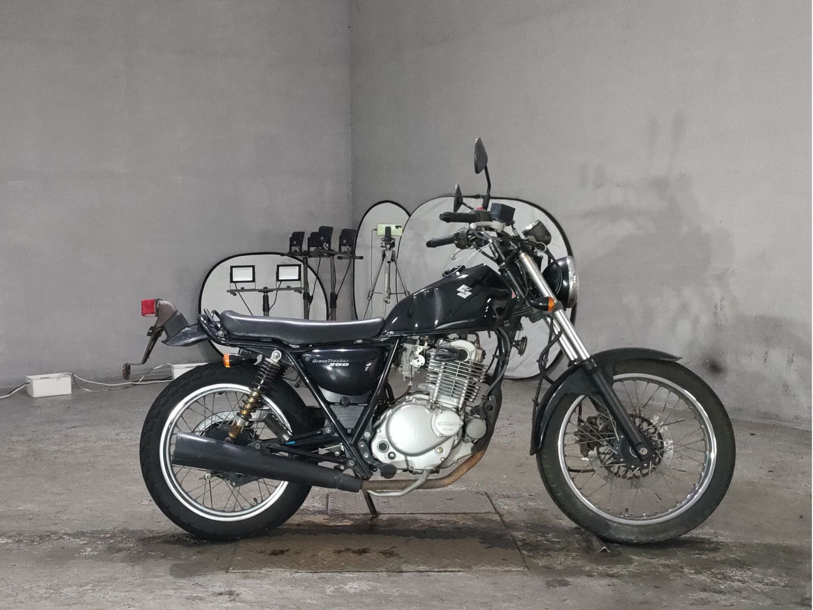 Suzuki GLASS TRACKER BIG BOY