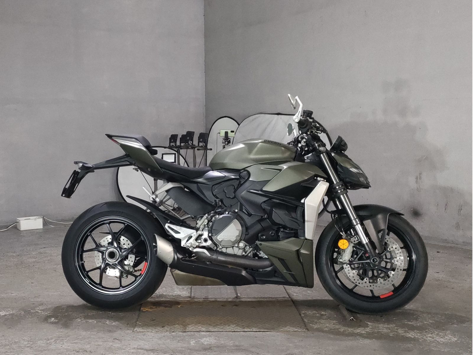 OTHER DUCATI STREET FIGHTER V2