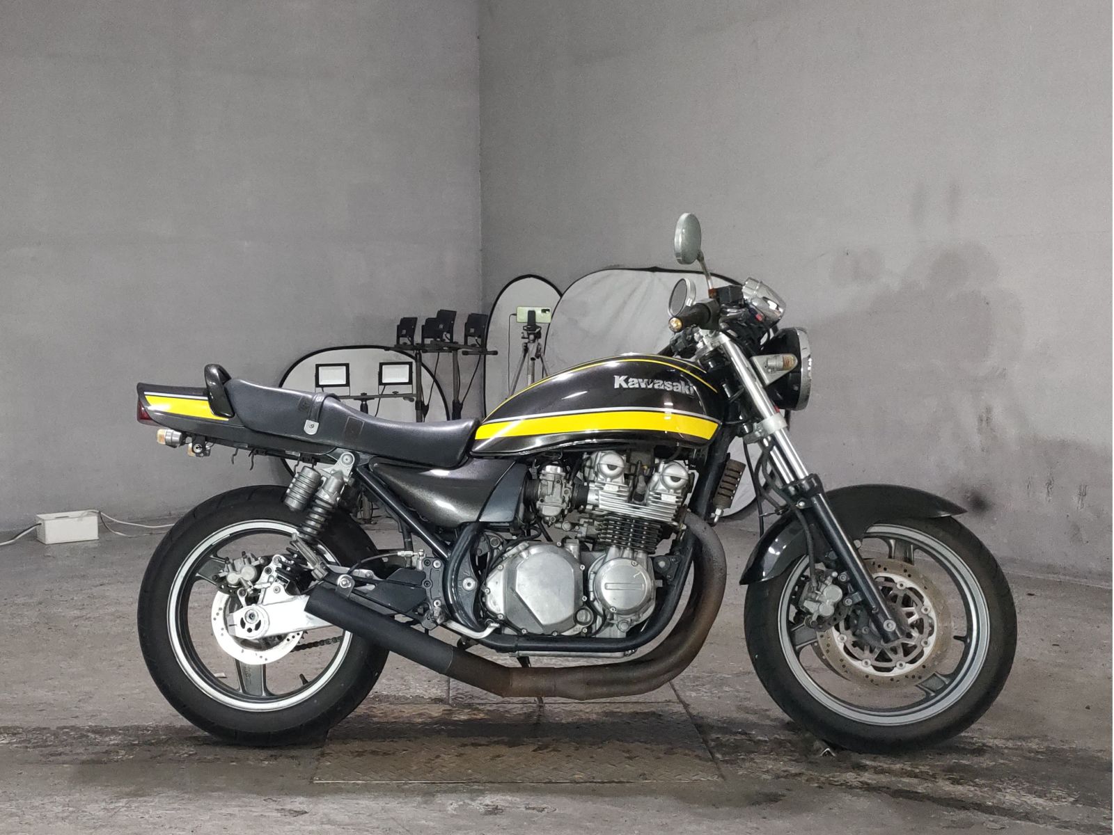 Kawasaki ZEPHYR750