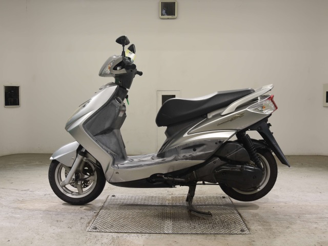 Yamaha CYGNUS125X
