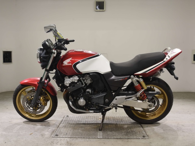 Honda CB400SFV-3
