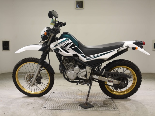 Yamaha SEROW 250-2