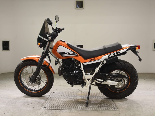 Yamaha TW225