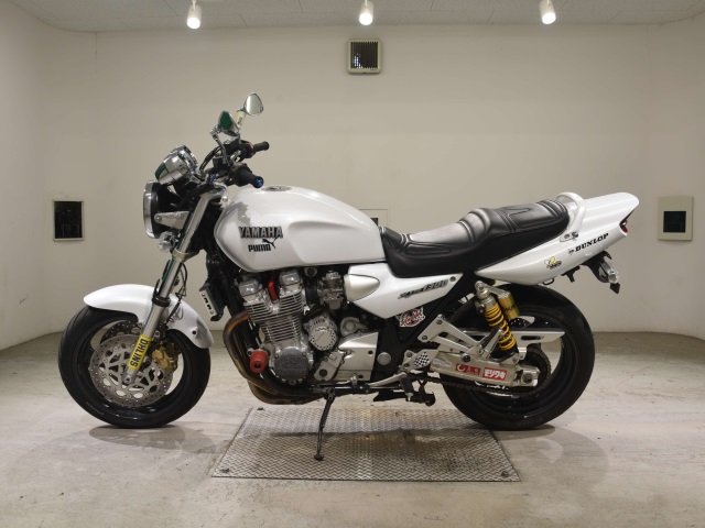Yamaha XJR1300