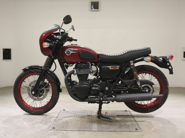 Kawasaki W800