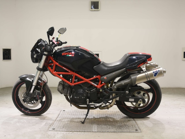 Ducati DUCATI MONSTER 400 IE