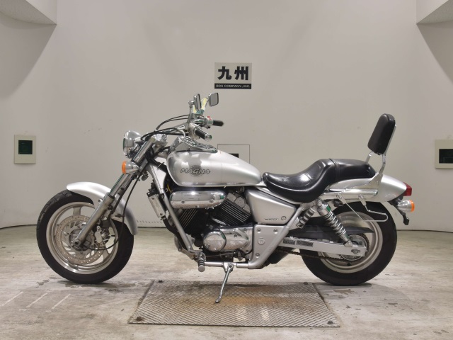 Honda MAGNA 250
