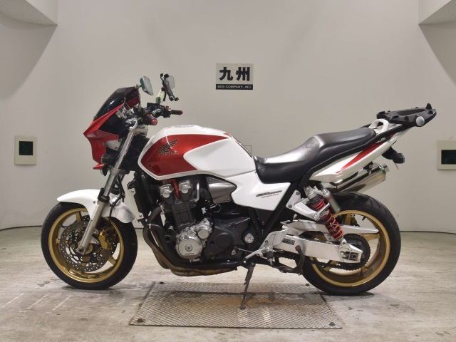Honda CB1300SF