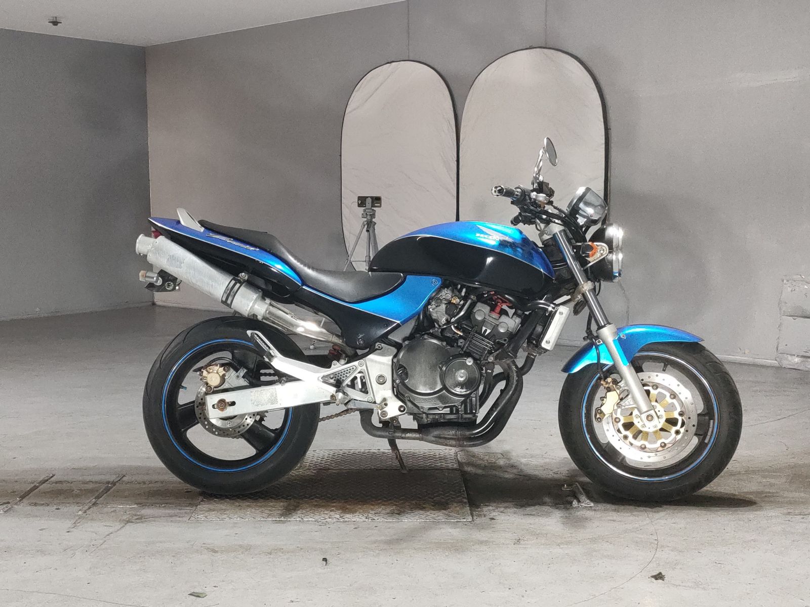 Honda HORNET250