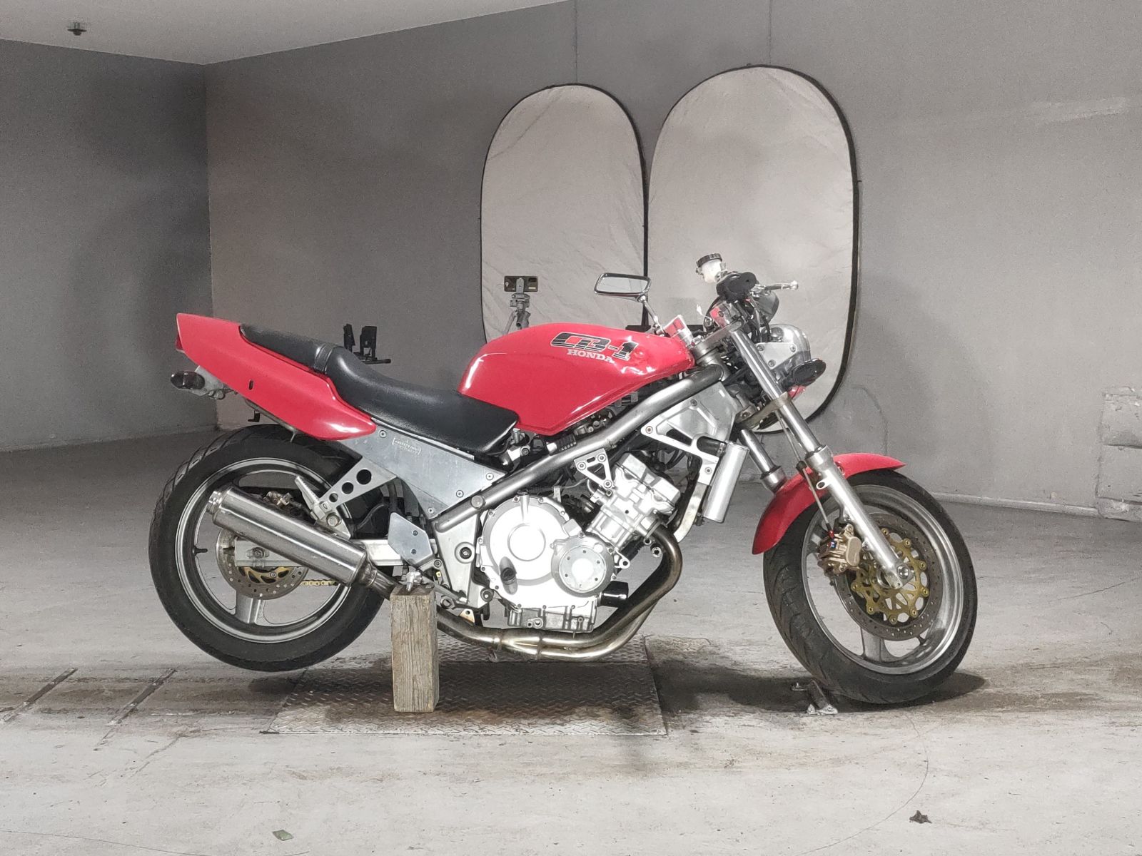 Honda CB-1