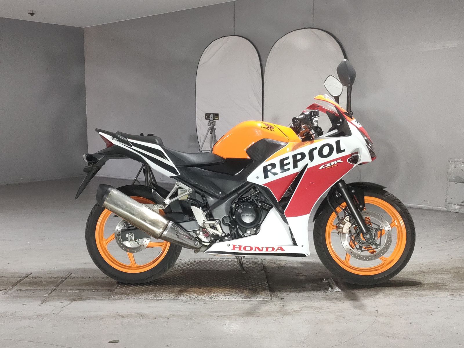 Honda CBR250R