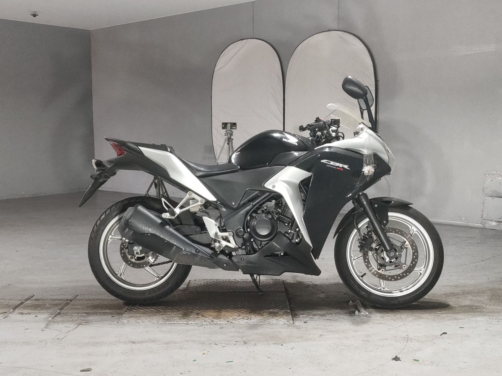 Honda CBR250R