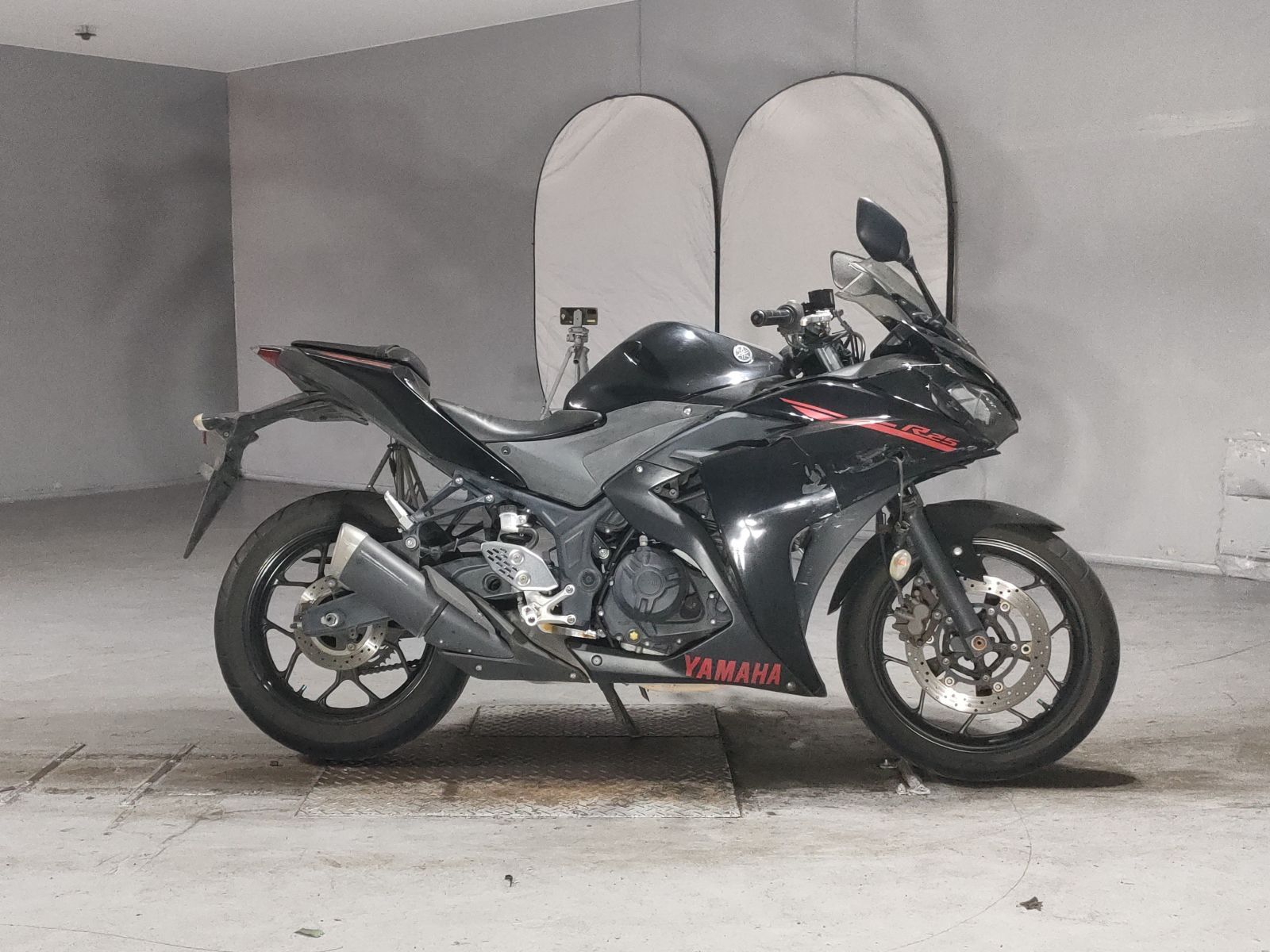Yamaha YZF-R25