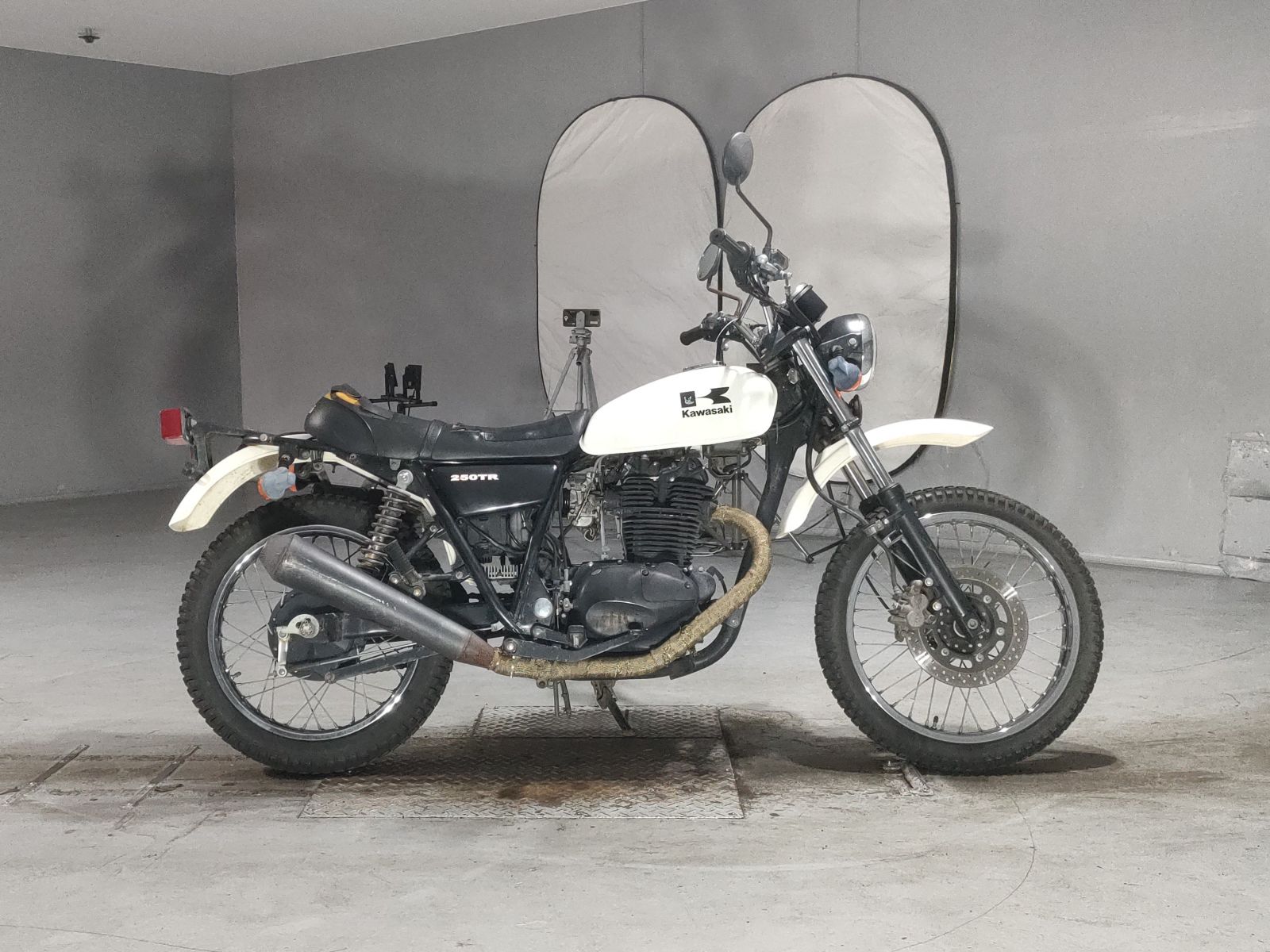 Kawasaki 250TR