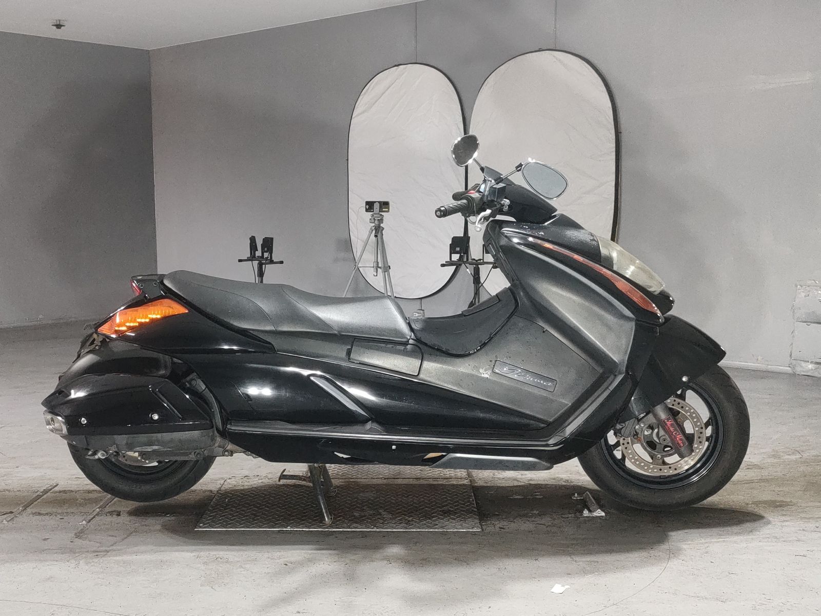 Suzuki GEMMA250