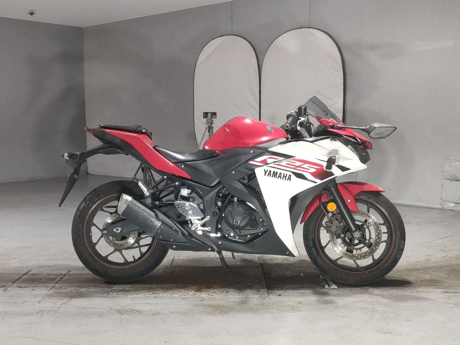Yamaha YZF-R25