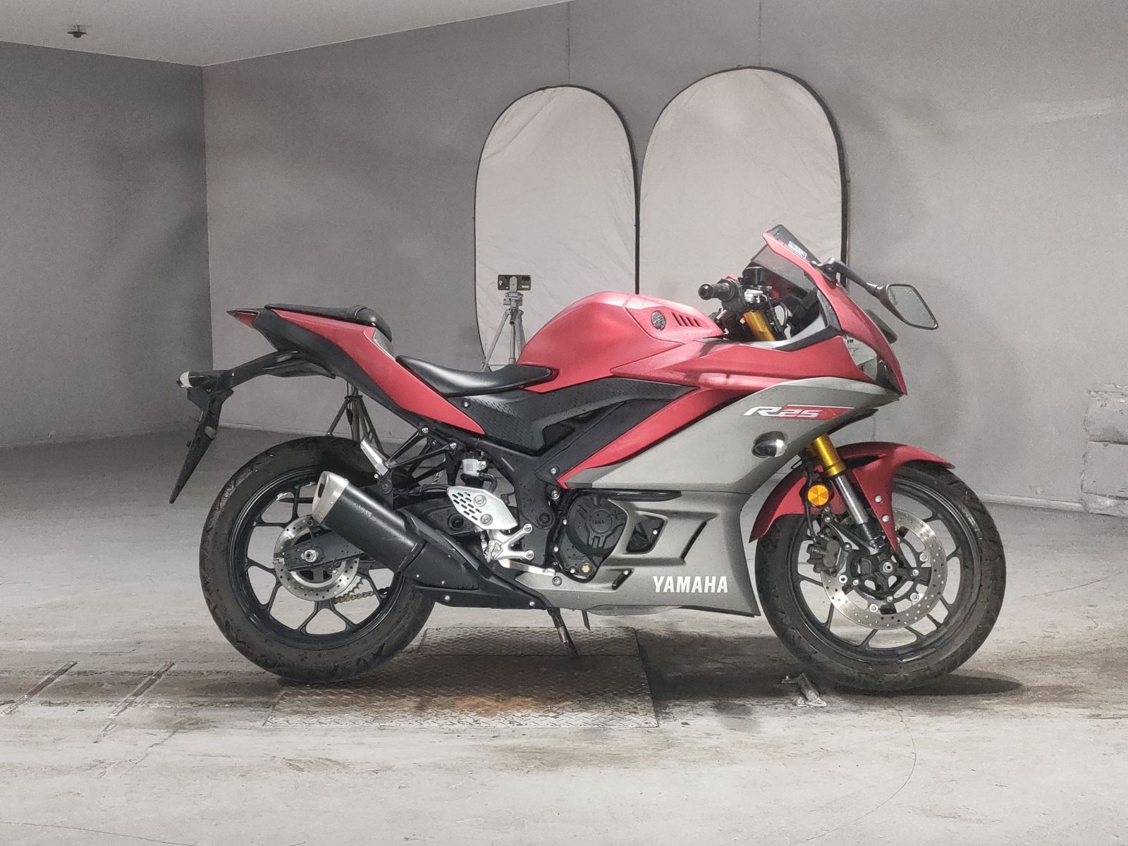 Yamaha YZF-R25