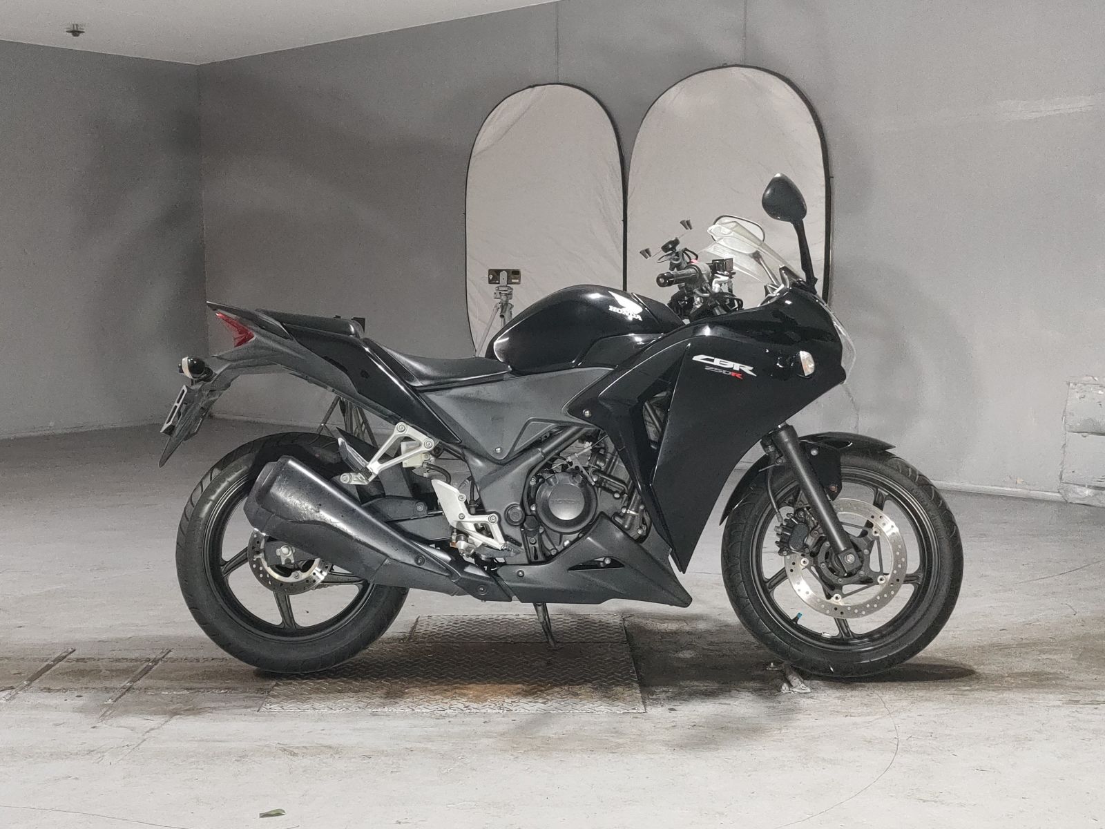 Honda CBR250R