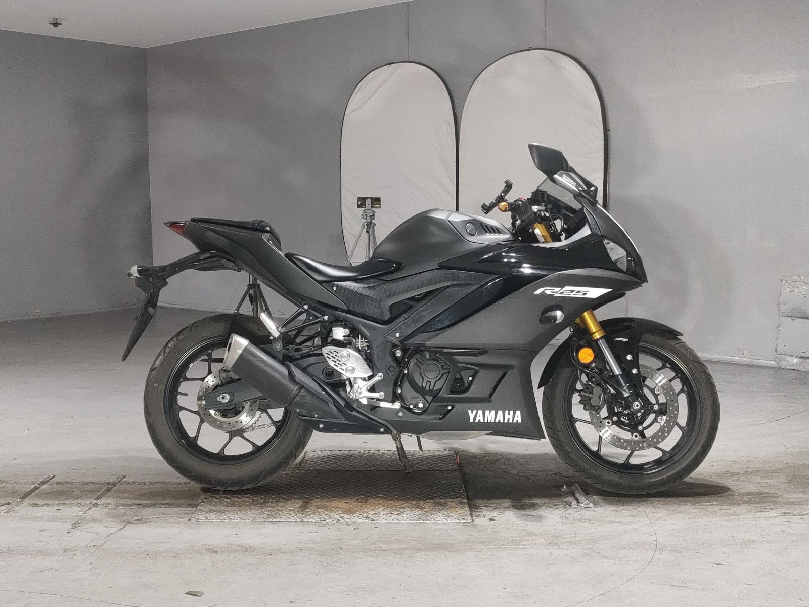 Yamaha YZF-R25