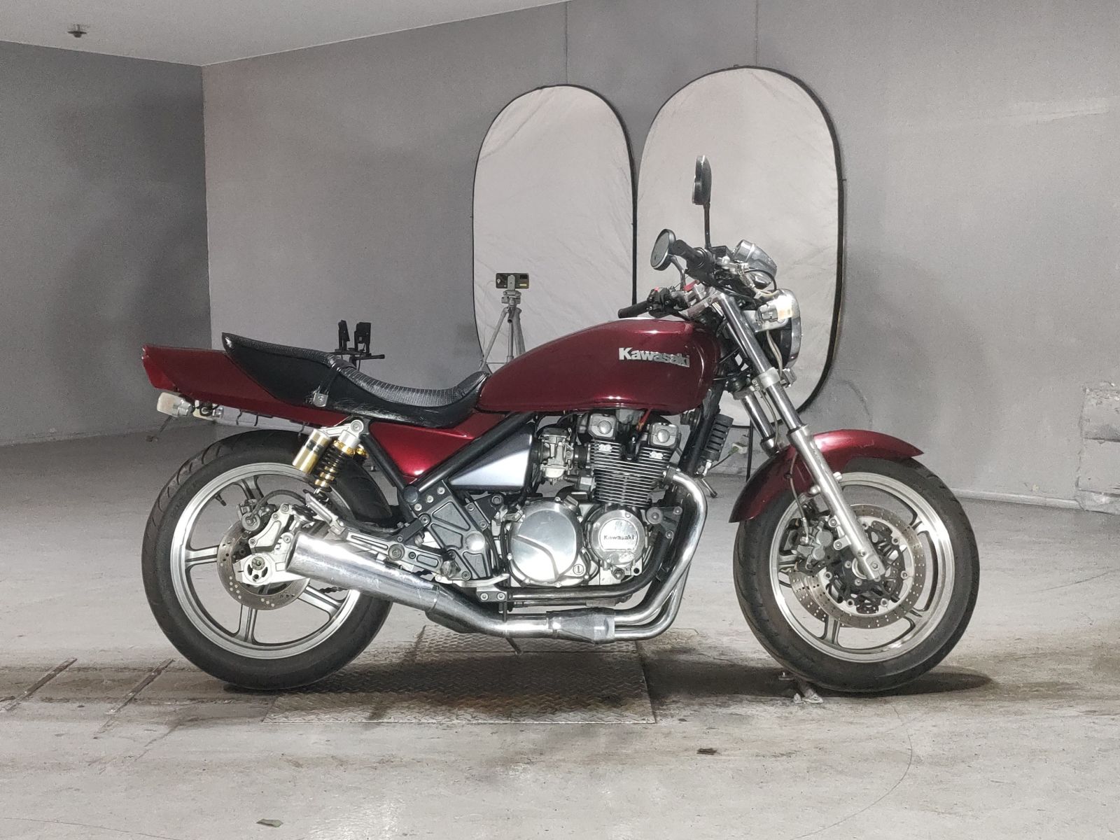 Kawasaki ZEPHYR400
