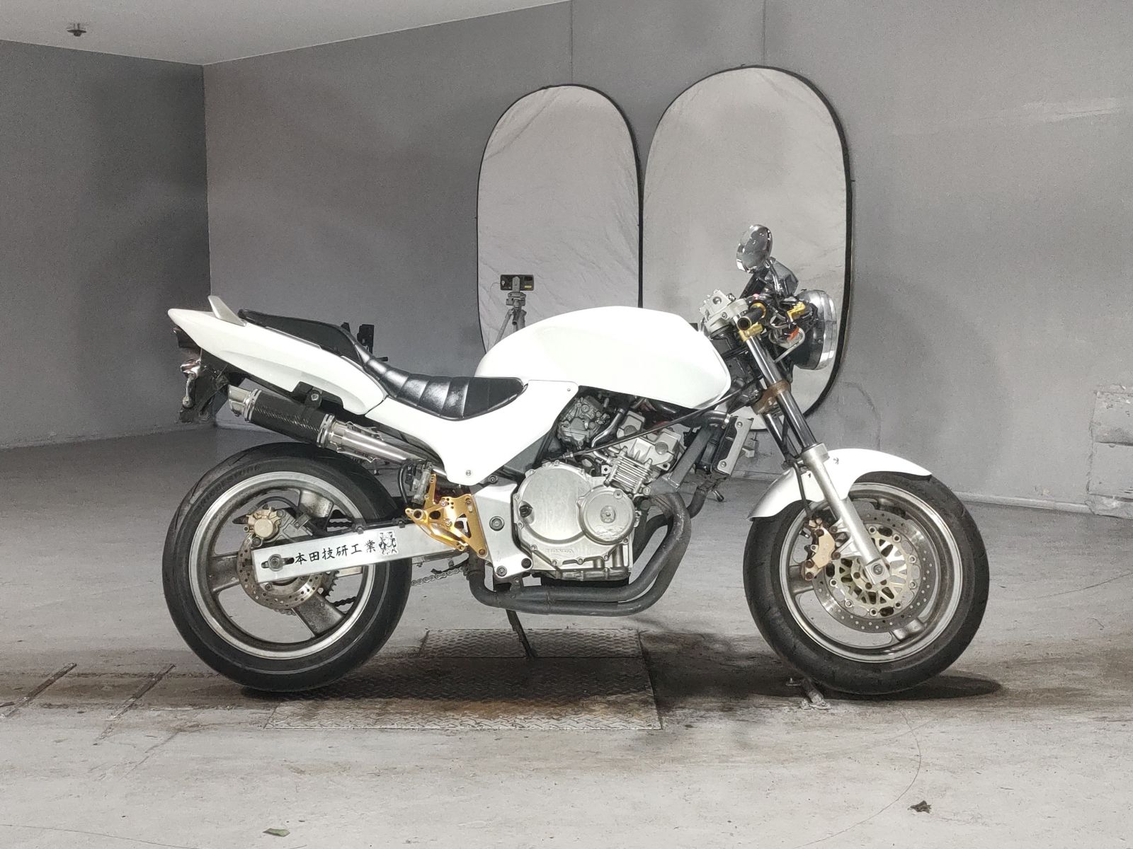 Honda HORNET250