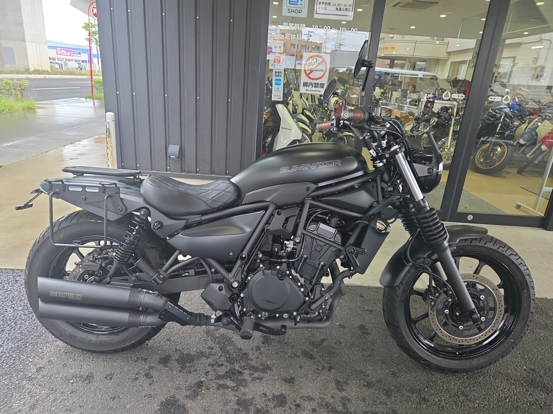 Kawasaki ELIMINATOR 400-1