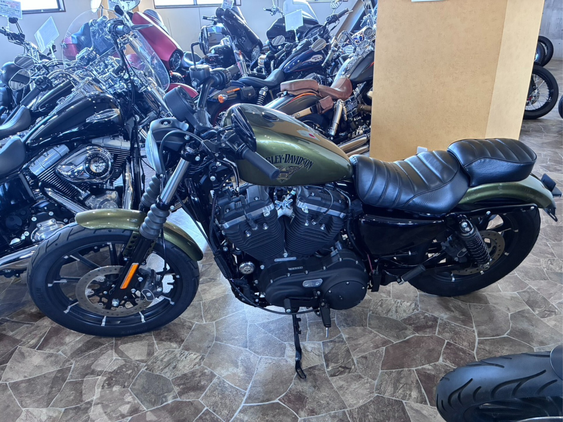 Harley-Davidson Iron 883 XL883N