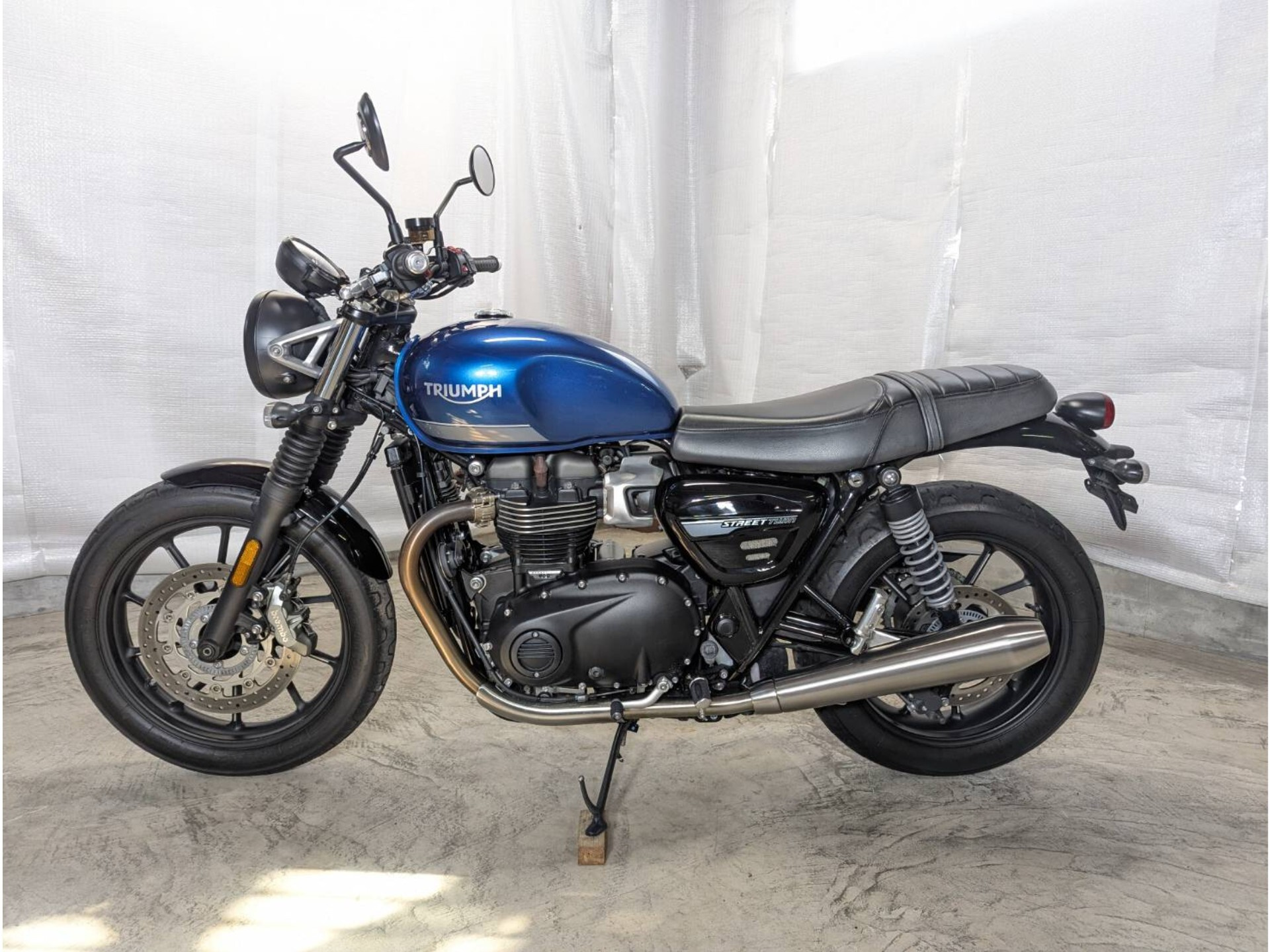 Triumph STREET TWIN