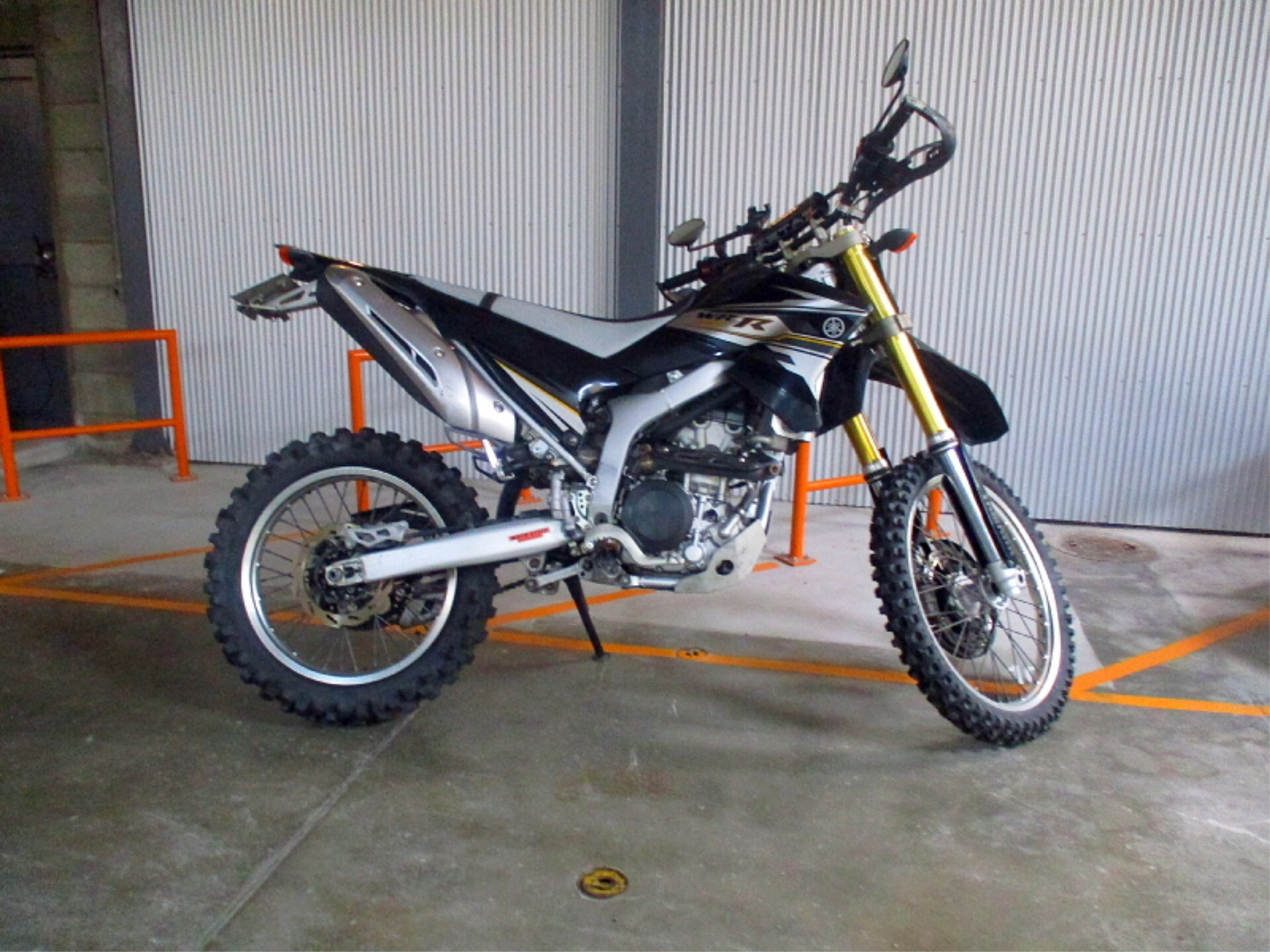 Yamaha WR250R