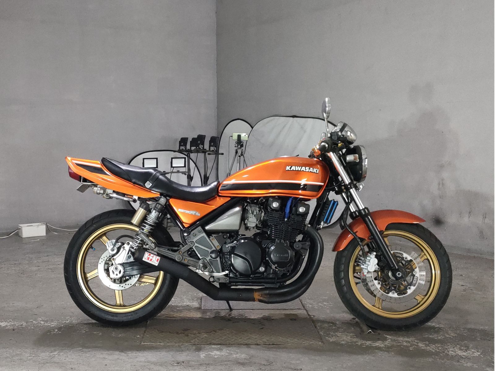 Kawasaki ZEPHYR400K