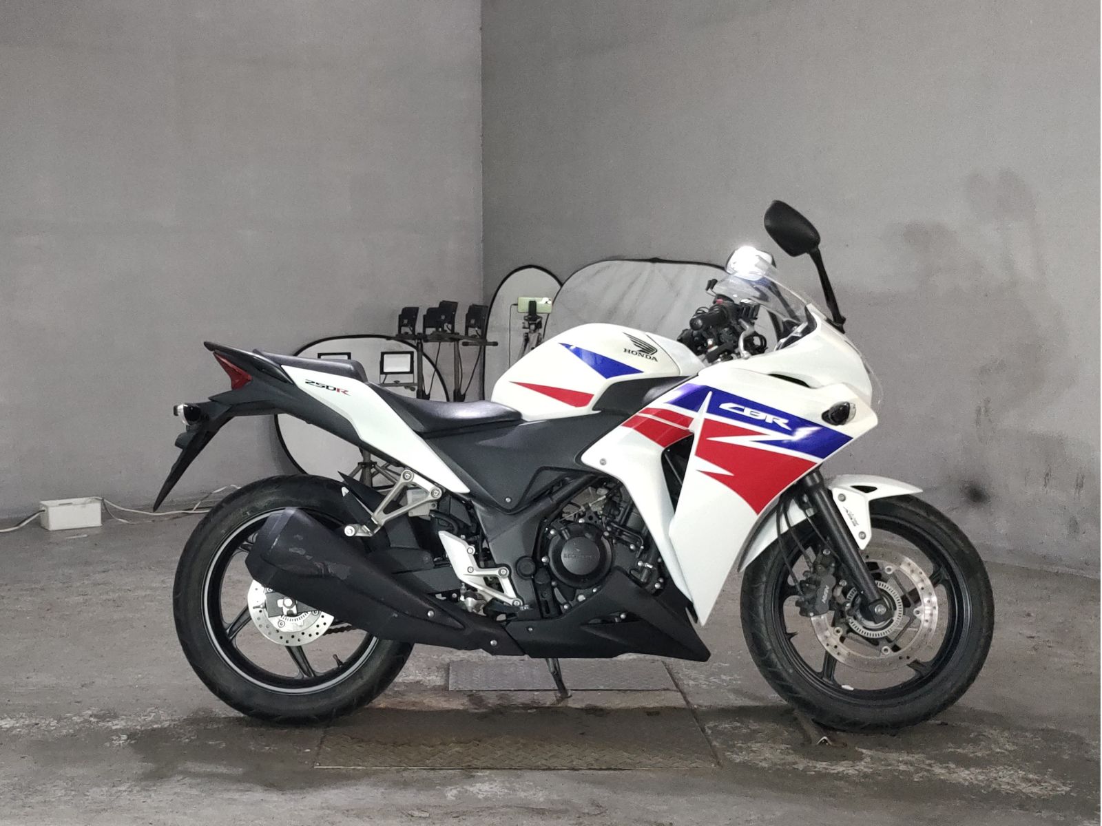 Honda CBR250R