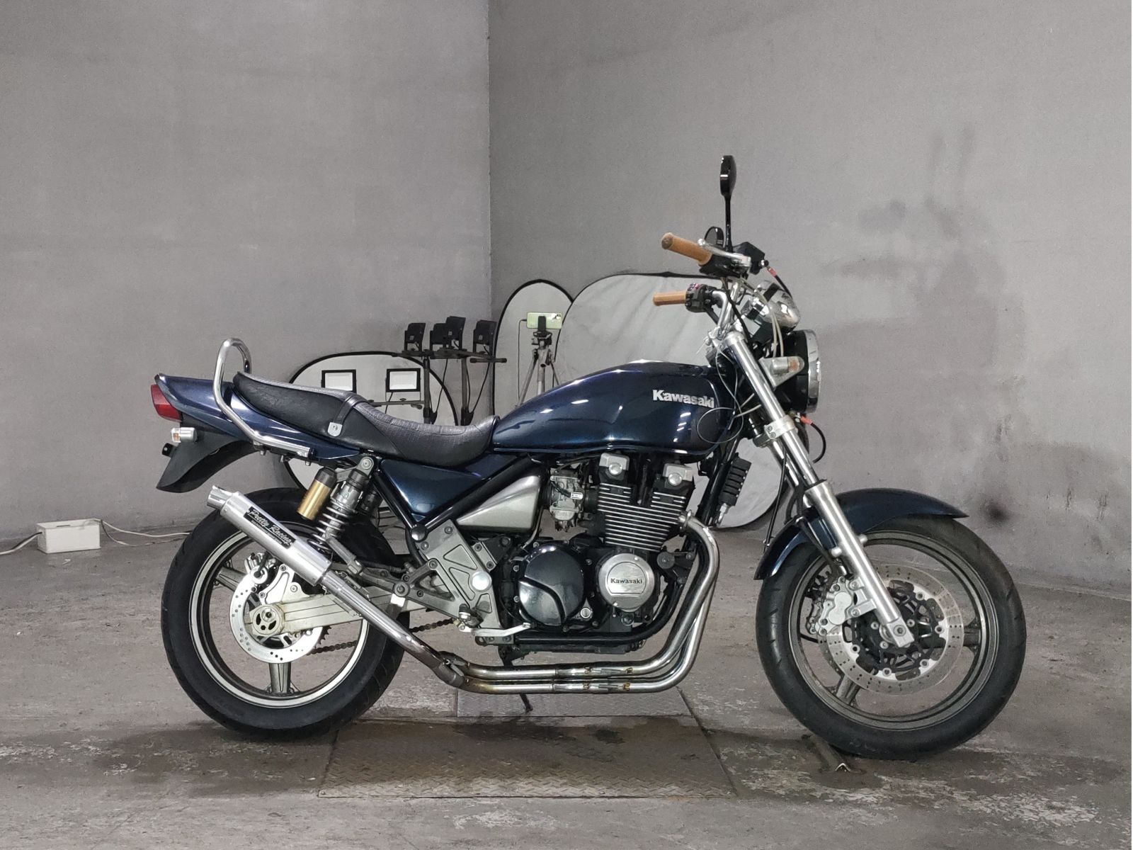 Kawasaki ZEPHYR400K