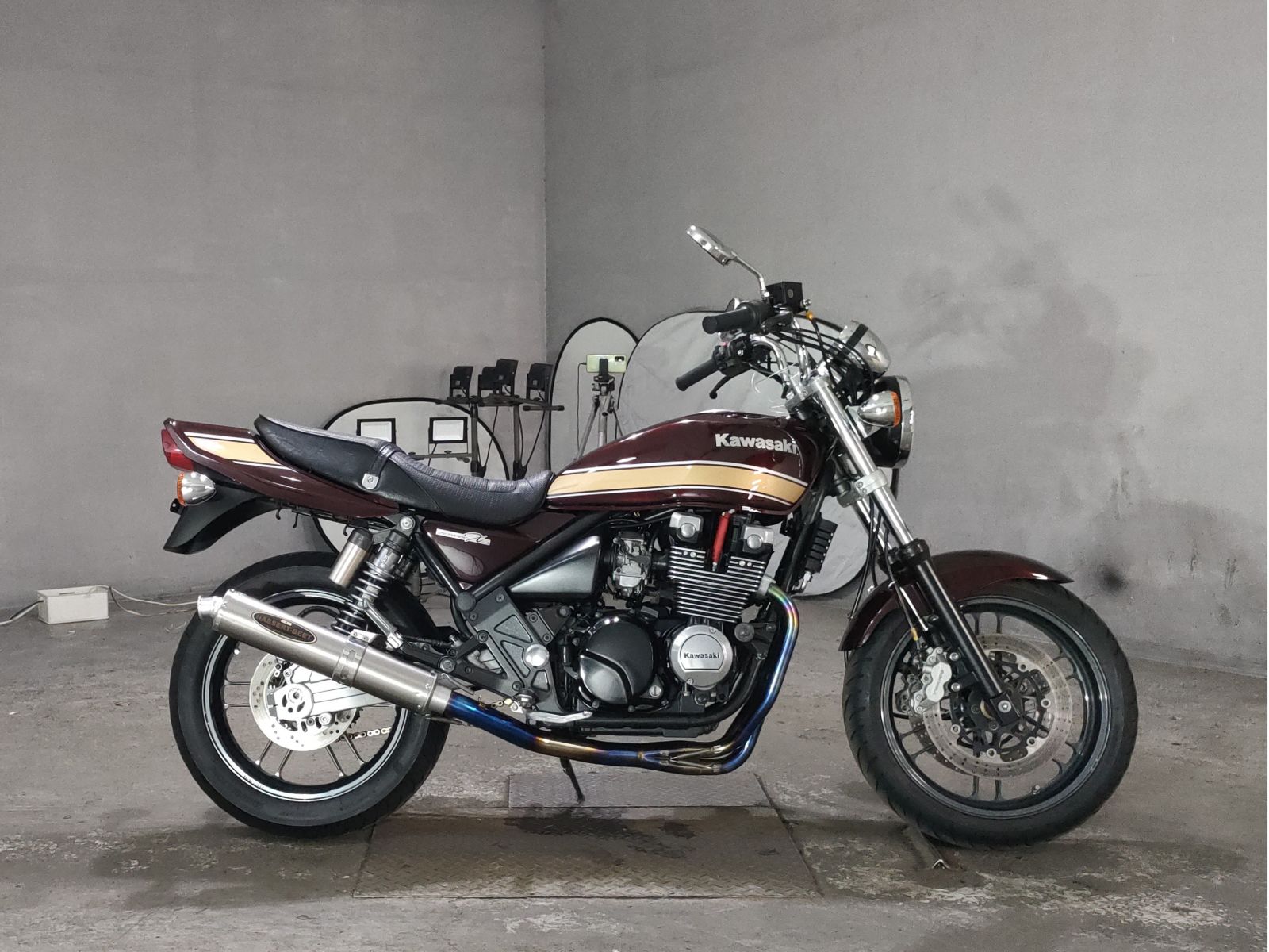 Kawasaki ZEPHYR400K