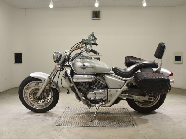Honda MAGNA 250
