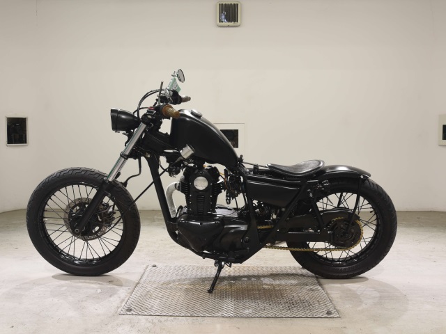 Kawasaki 250TR