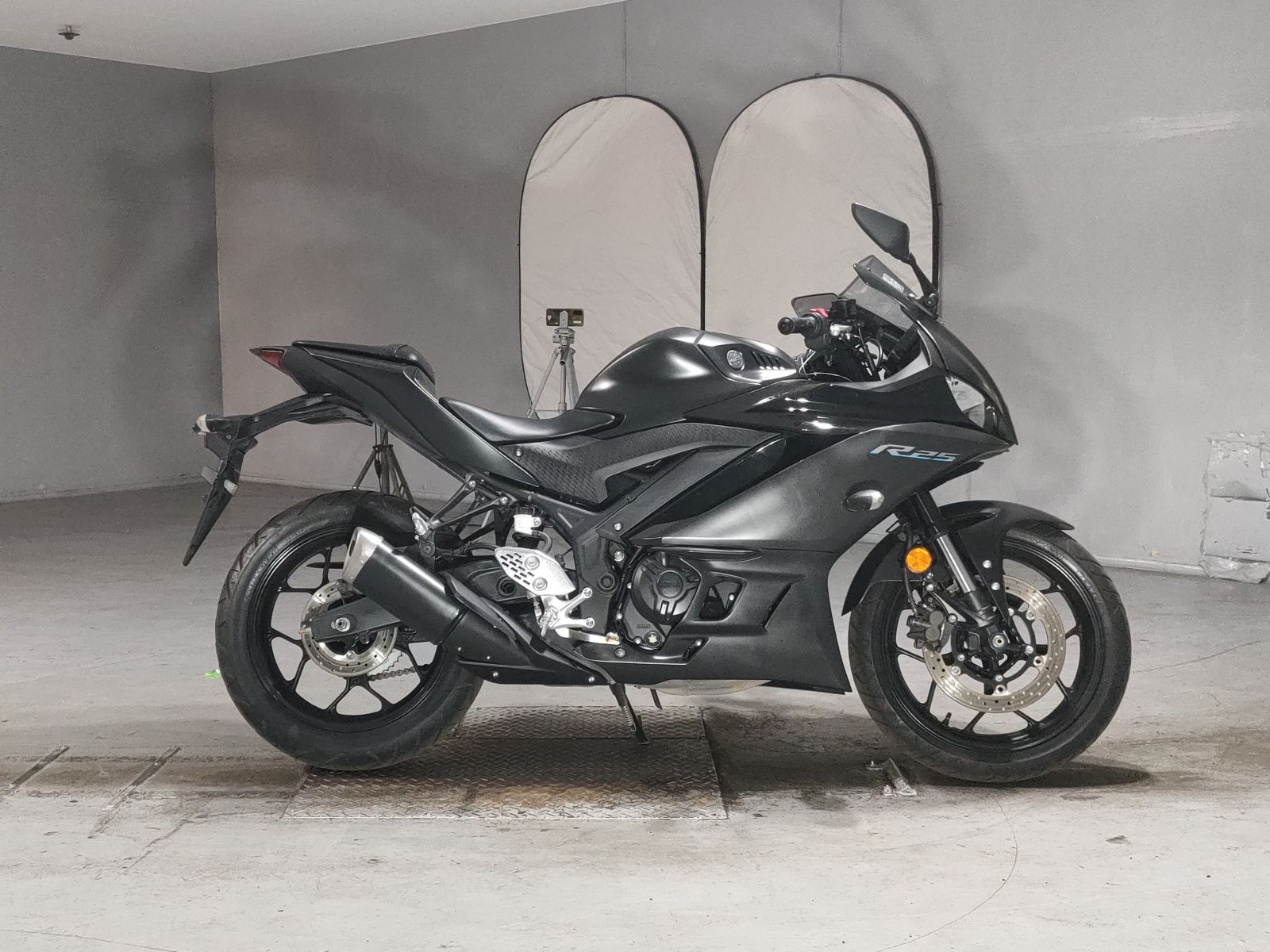 Yamaha YZF-R25
